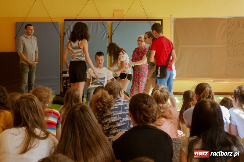 Zdjęcie w galerii na portalu naszraciborz.pl: Warsztaty profilaktyczne w raciborskiej Trzynastce wiadomości z regionu