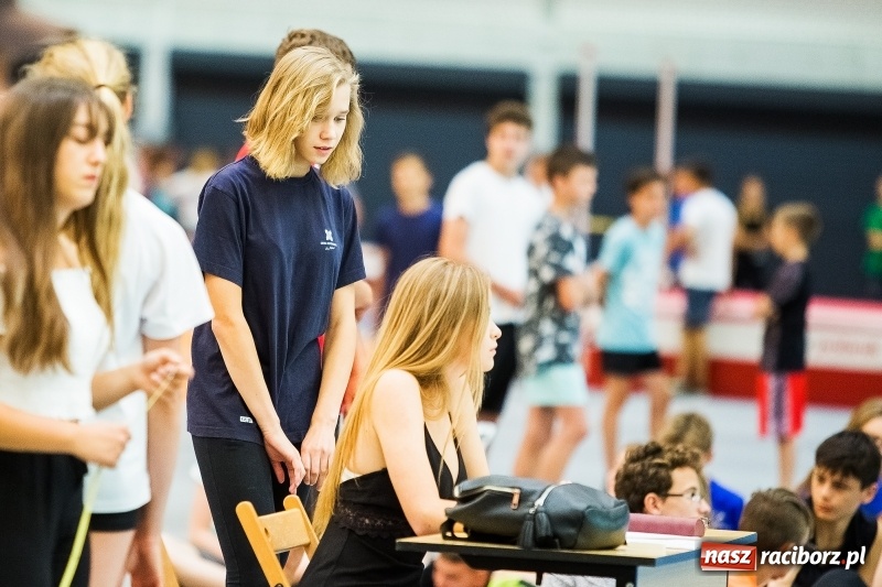 Zdjęcie w galerii na portalu naszraciborz.pl: Mały Memoriał Lekkoatletyczny im. Janusza Kusocińskiego w ZSOMS  wiadomości z regionu