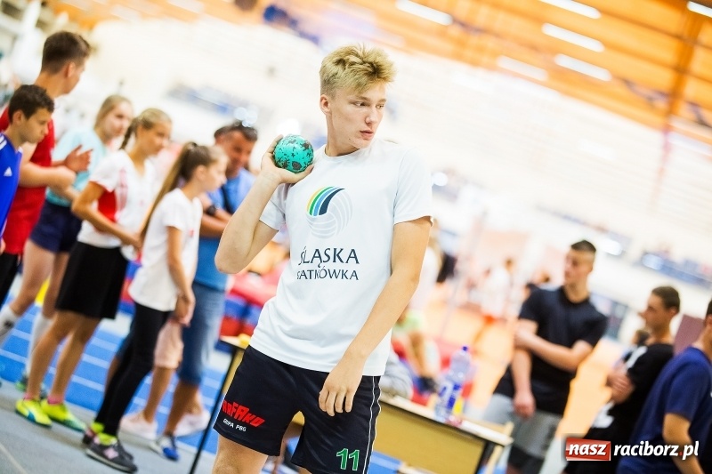 Zdjęcie w galerii na portalu naszraciborz.pl: Mały Memoriał Lekkoatletyczny im. Janusza Kusocińskiego w ZSOMS  wiadomości z regionu