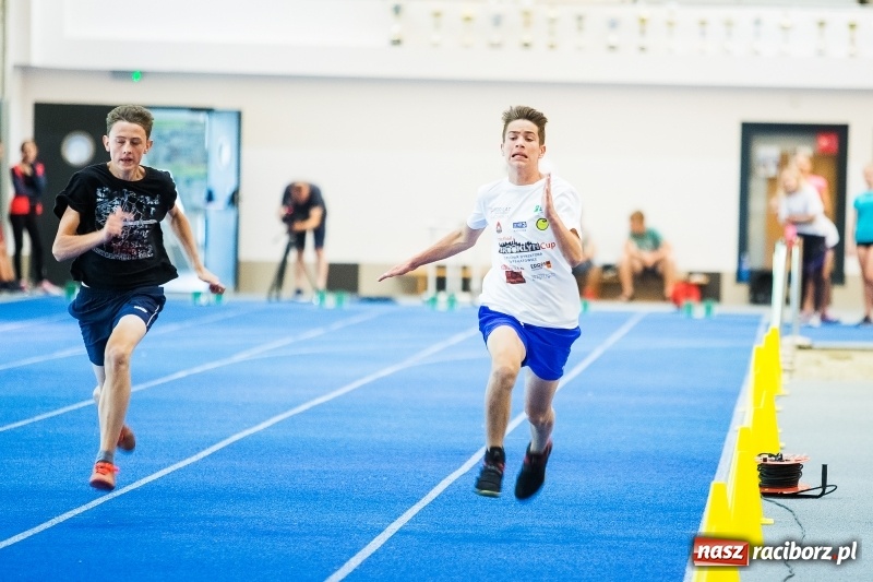 Zdjęcie w galerii na portalu naszraciborz.pl: Mały Memoriał Lekkoatletyczny im. Janusza Kusocińskiego w ZSOMS  wiadomości z regionu