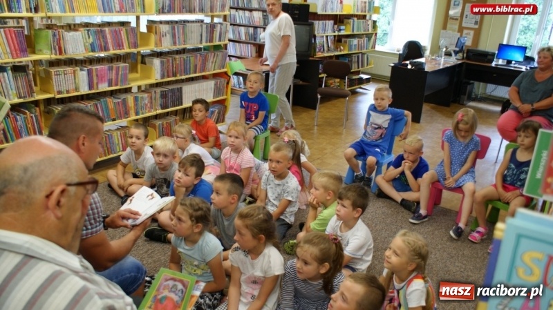Zdjęcie w galerii na portalu naszraciborz.pl: Cała Polska Czyta Dzieciom. Raport z raciborskiej biblioteki wiadomości z regionu