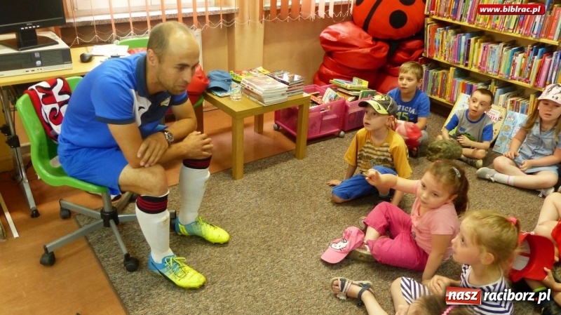 Zdjęcie w galerii na portalu naszraciborz.pl: Cała Polska Czyta Dzieciom. Raport z raciborskiej biblioteki wiadomości z regionu
