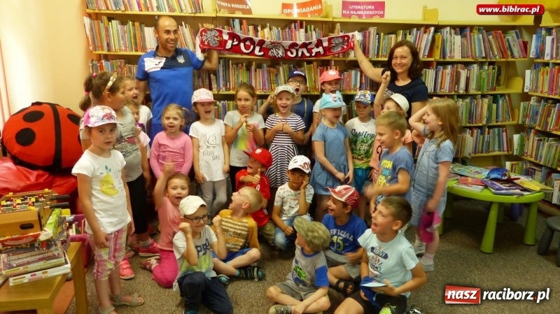 Zdjęcie w galerii na portalu naszraciborz.pl: Cała Polska Czyta Dzieciom. Raport z raciborskiej biblioteki wiadomości z regionu