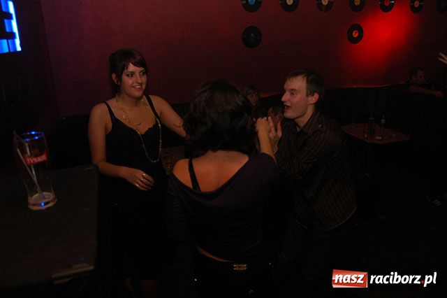 Zdjęcie w galerii na portalu naszraciborz.pl: Szalona noc w Ozonie wiadomości z regionu