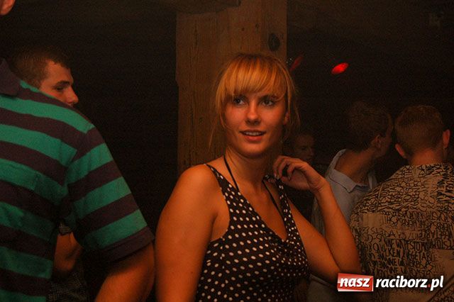 Zdjęcie w galerii na portalu naszraciborz.pl: Szalona noc w Ozonie wiadomości z regionu