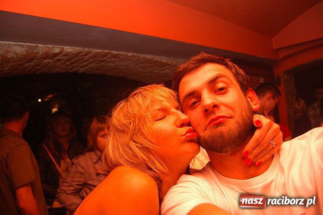 Zdjęcie w galerii na portalu naszraciborz.pl: Szalona noc w Ozonie wiadomości z regionu