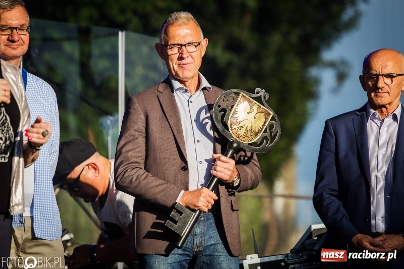 Zdjęcie w galerii na portalu naszraciborz.pl: Raciborskie Juwenalia. Studenci odebrali klucz do bram miasta. Zabawa była przednia!  wiadomości z regionu