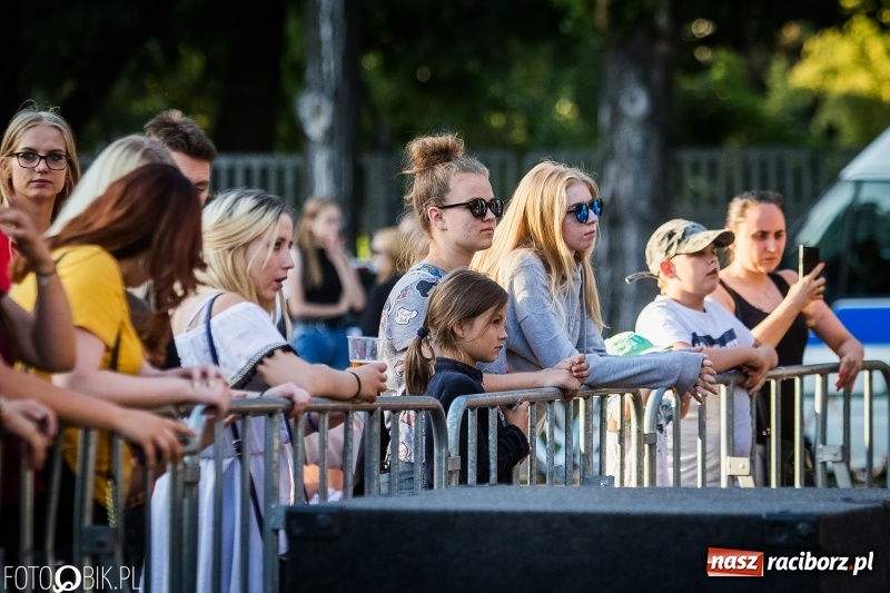 Zdjęcie w galerii na portalu naszraciborz.pl: Raciborskie Juwenalia. Studenci odebrali klucz do bram miasta. Zabawa była przednia!  wiadomości z regionu