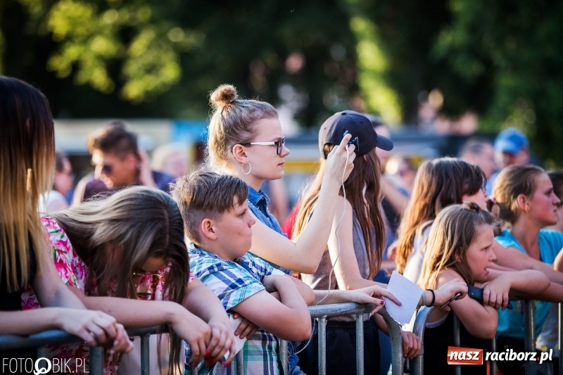 Zdjęcie w galerii na portalu naszraciborz.pl: Raciborskie Juwenalia. Studenci odebrali klucz do bram miasta. Zabawa była przednia!  wiadomości z regionu