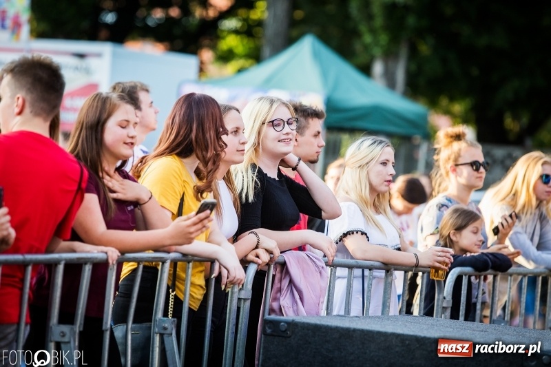 Zdjęcie w galerii na portalu naszraciborz.pl: Raciborskie Juwenalia. Studenci odebrali klucz do bram miasta. Zabawa była przednia!  wiadomości z regionu
