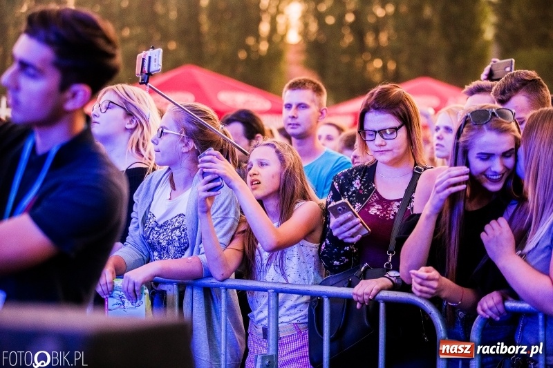 Zdjęcie w galerii na portalu naszraciborz.pl: Raciborskie Juwenalia. Studenci odebrali klucz do bram miasta. Zabawa była przednia!  wiadomości z regionu
