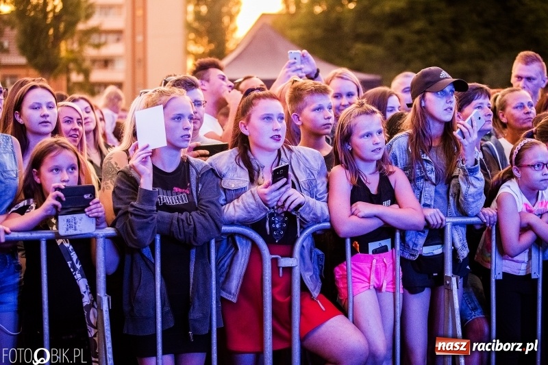 Zdjęcie w galerii na portalu naszraciborz.pl: Raciborskie Juwenalia. Studenci odebrali klucz do bram miasta. Zabawa była przednia!  wiadomości z regionu