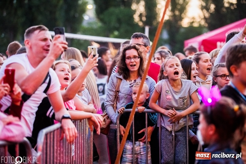Zdjęcie w galerii na portalu naszraciborz.pl: Raciborskie Juwenalia. Studenci odebrali klucz do bram miasta. Zabawa była przednia!  wiadomości z regionu