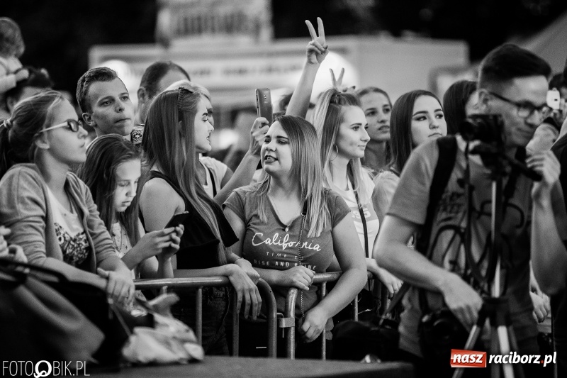 Zdjęcie w galerii na portalu naszraciborz.pl: Raciborskie Juwenalia. Studenci odebrali klucz do bram miasta. Zabawa była przednia!  wiadomości z regionu