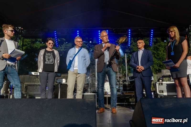 Zdjęcie w galerii na portalu naszraciborz.pl: Raciborskie Juwenalia. Studenci odebrali klucz do bram miasta. Zabawa była przednia!  wiadomości z regionu