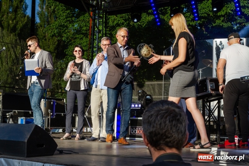 Zdjęcie w galerii na portalu naszraciborz.pl: Raciborskie Juwenalia. Studenci odebrali klucz do bram miasta. Zabawa była przednia!  wiadomości z regionu