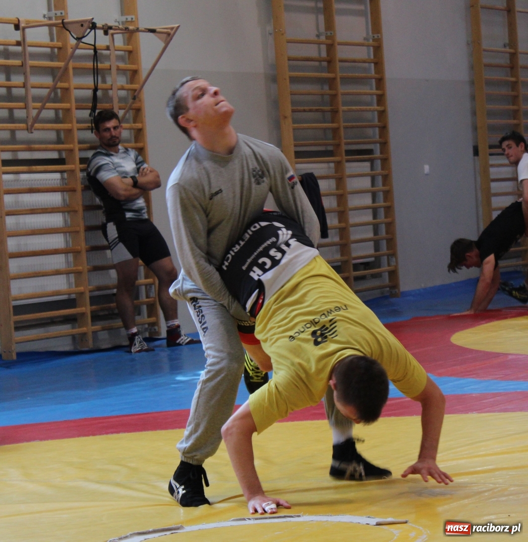 Zdjęcie w galerii na portalu naszraciborz.pl: Zgrupowanie polskich, niemieckich i białoruskich zapaśników w Raciborzu wiadomości z regionu