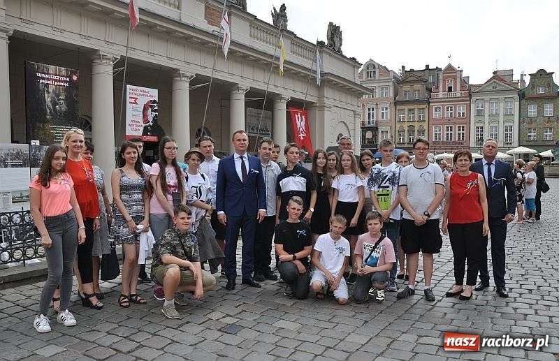 Zdjęcie w galerii na portalu naszraciborz.pl: Uczeń szkoły na Ostrogu w Powstańczym Pojedynku Prezydentów wiadomości z regionu