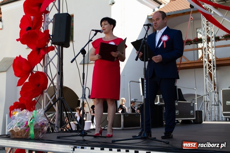 Zdjęcie w galerii na portalu naszraciborz.pl: Festiwal Dziesiątka i przyjaciele - wspólna zabawa na raciborskim Zamku wiadomości z regionu