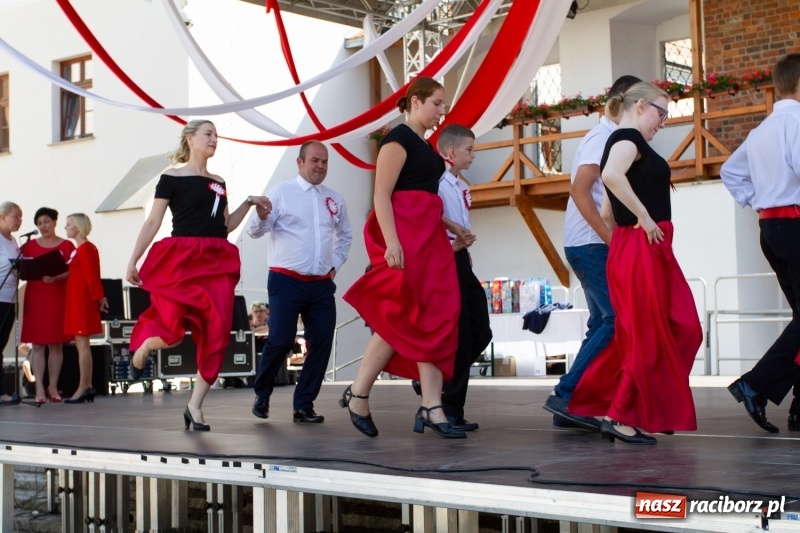 Zdjęcie w galerii na portalu naszraciborz.pl: Festiwal Dziesiątka i przyjaciele - wspólna zabawa na raciborskim Zamku wiadomości z regionu