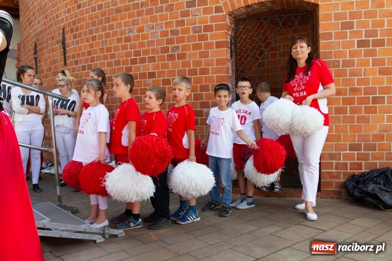 Zdjęcie w galerii na portalu naszraciborz.pl: Festiwal Dziesiątka i przyjaciele - wspólna zabawa na raciborskim Zamku wiadomości z regionu