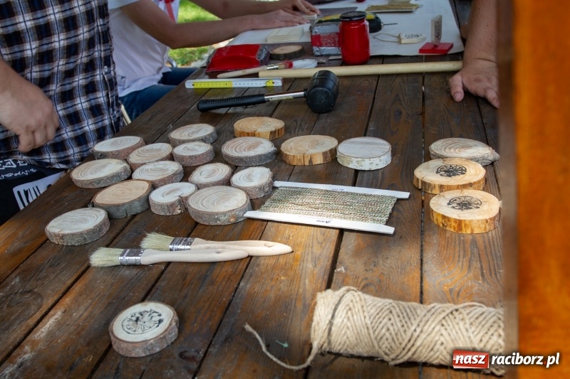 Zdjęcie w galerii na portalu naszraciborz.pl: Festiwal Dziesiątka i przyjaciele - wspólna zabawa na raciborskim Zamku wiadomości z regionu
