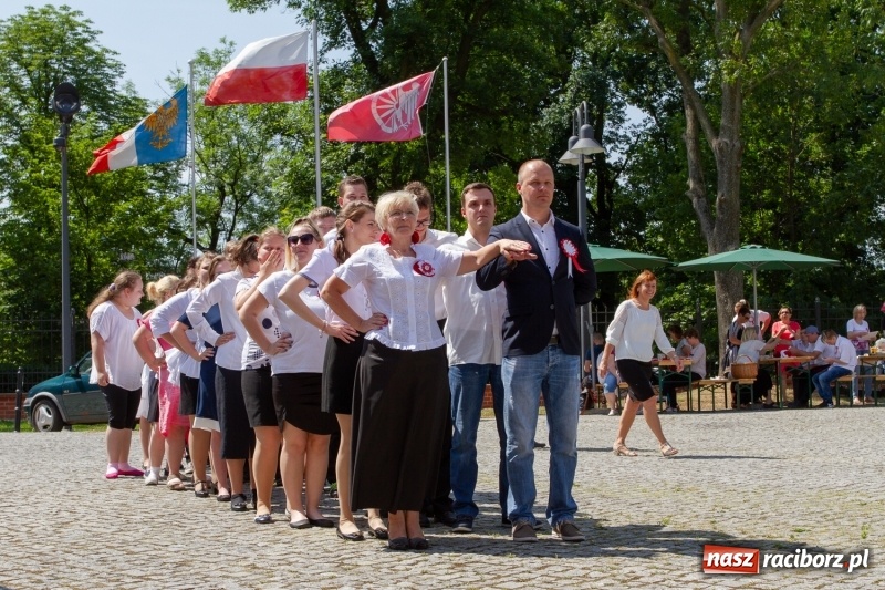 Zdjęcie w galerii na portalu naszraciborz.pl: Festiwal Dziesiątka i przyjaciele - wspólna zabawa na raciborskim Zamku wiadomości z regionu