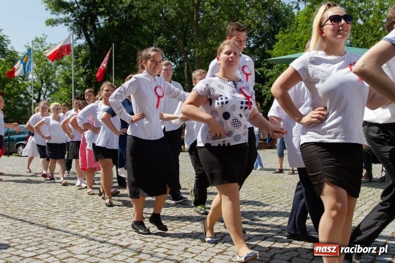Zdjęcie w galerii na portalu naszraciborz.pl: Festiwal Dziesiątka i przyjaciele - wspólna zabawa na raciborskim Zamku wiadomości z regionu