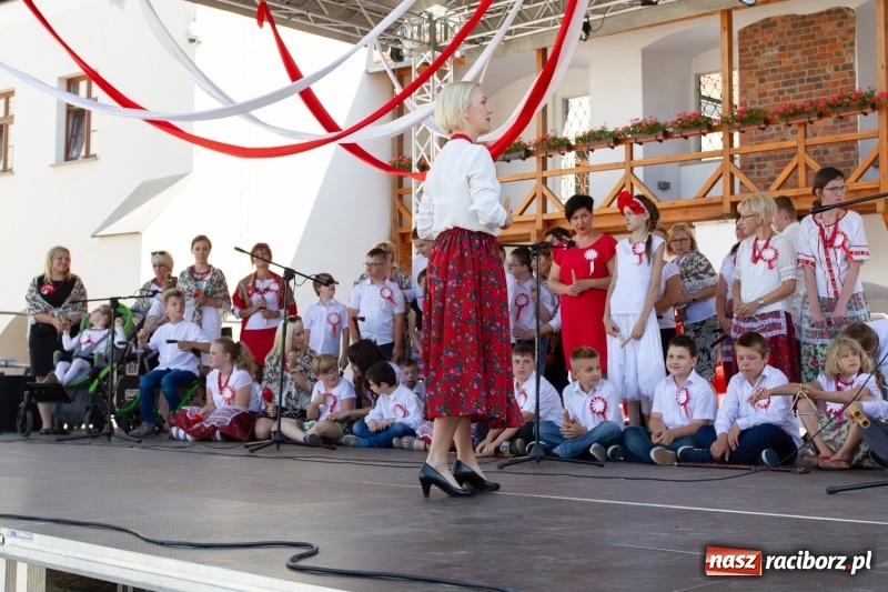Zdjęcie w galerii na portalu naszraciborz.pl: Festiwal Dziesiątka i przyjaciele - wspólna zabawa na raciborskim Zamku wiadomości z regionu