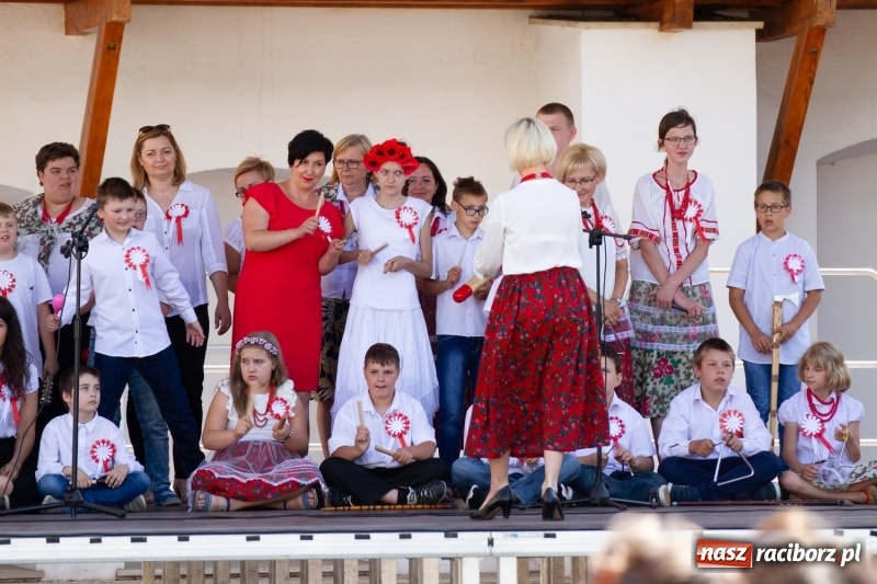Zdjęcie w galerii na portalu naszraciborz.pl: Festiwal Dziesiątka i przyjaciele - wspólna zabawa na raciborskim Zamku wiadomości z regionu