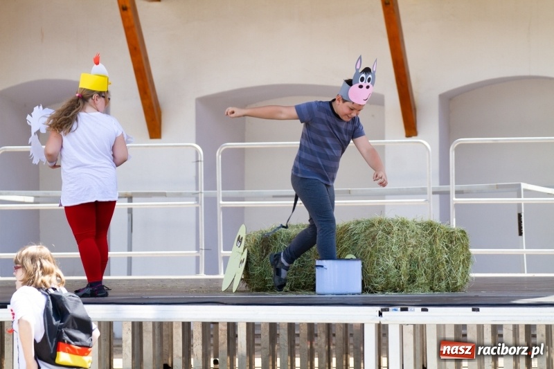 Zdjęcie w galerii na portalu naszraciborz.pl: Festiwal Dziesiątka i przyjaciele - wspólna zabawa na raciborskim Zamku wiadomości z regionu