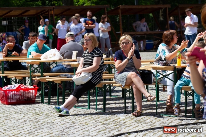 Zdjęcie w galerii na portalu naszraciborz.pl: Festiwal Dziesiątka i przyjaciele - wspólna zabawa na raciborskim Zamku wiadomości z regionu