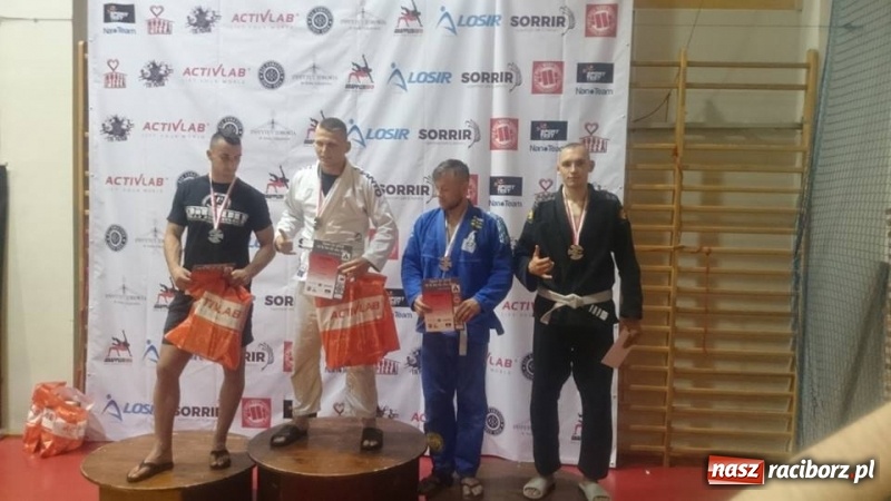 Zdjęcie w galerii na portalu naszraciborz.pl: Pięć medali Łamatorów w Luboniu wiadomości z regionu