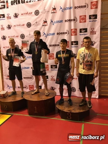 Zdjęcie w galerii na portalu naszraciborz.pl: Pięć medali Łamatorów w Luboniu wiadomości z regionu