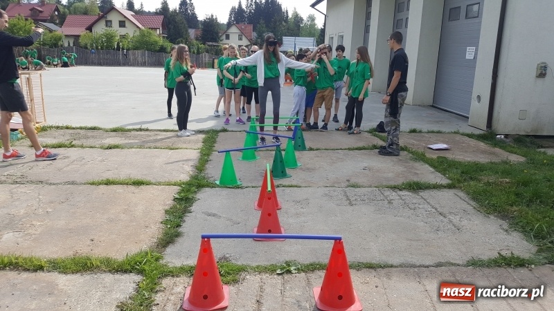 Zdjęcie w galerii na portalu naszraciborz.pl: Twarzą w twarz bez Internetu. Polsko-czeski projekt szkoły na Ostrogu  wiadomości z regionu