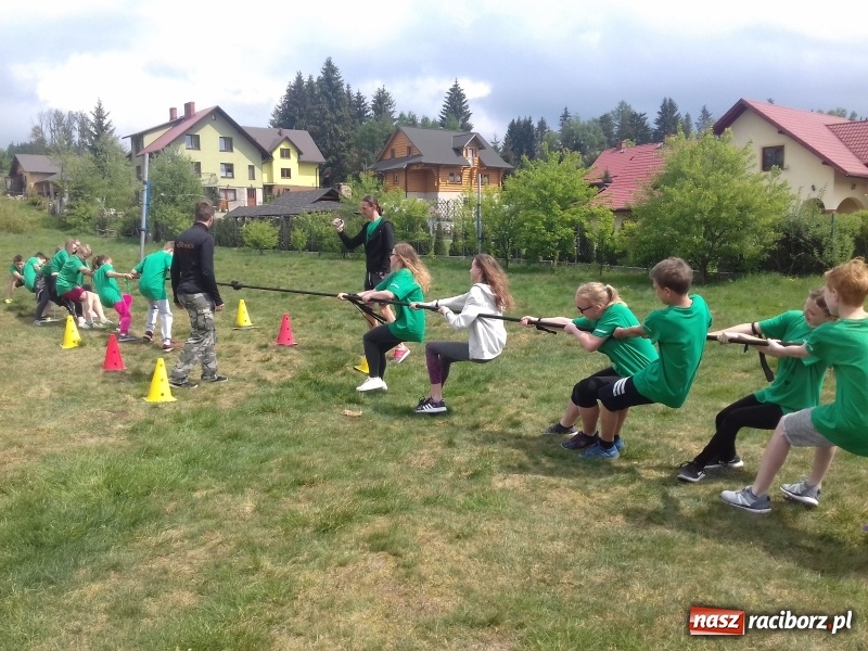 Zdjęcie w galerii na portalu naszraciborz.pl: Twarzą w twarz bez Internetu. Polsko-czeski projekt szkoły na Ostrogu  wiadomości z regionu