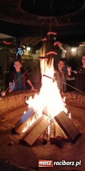 Zdjęcie w galerii na portalu naszraciborz.pl: Twarzą w twarz bez Internetu. Polsko-czeski projekt szkoły na Ostrogu  wiadomości z regionu