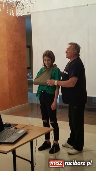 Zdjęcie w galerii na portalu naszraciborz.pl: Twarzą w twarz bez Internetu. Polsko-czeski projekt szkoły na Ostrogu  wiadomości z regionu