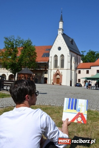 Zdjęcie w galerii na portalu naszraciborz.pl: Koncert piosenek Agnieszki Osieckiej i plener na zamku wiadomości z regionu