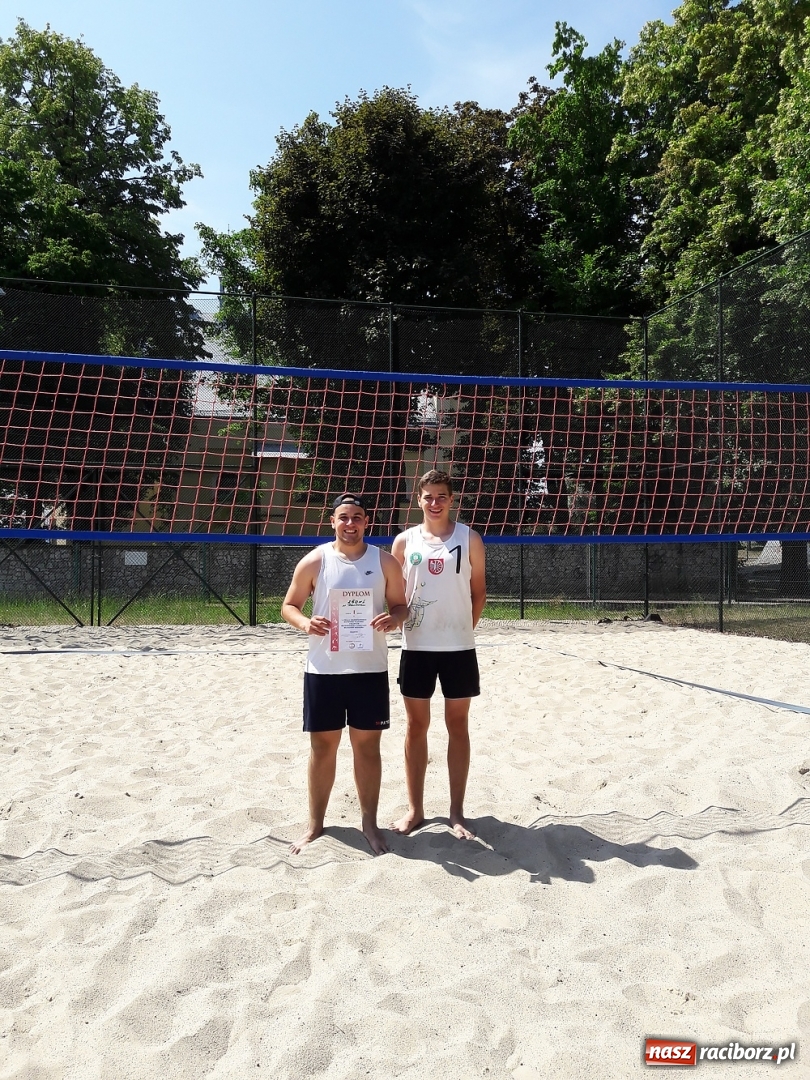 Zdjęcie w galerii na portalu naszraciborz.pl: Zwycięstwo siatkarzy ZSO nr 1 wiadomości z regionu