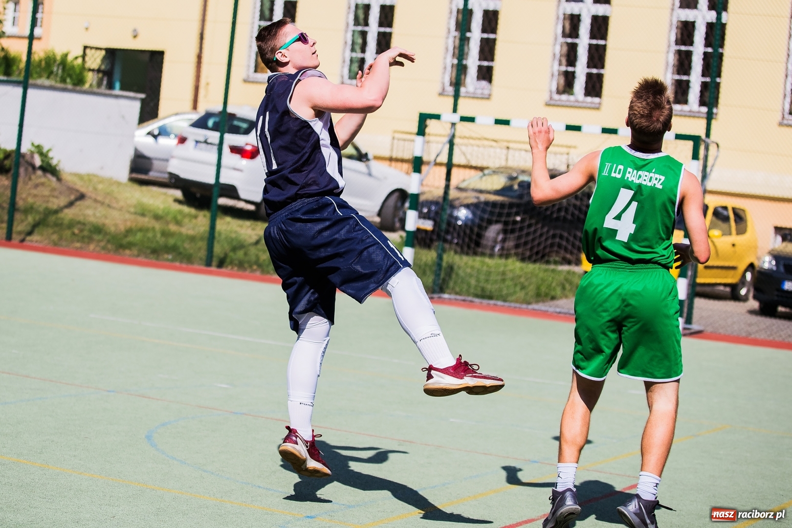 Zdjęcie w galerii na portalu naszraciborz.pl: W CKZiU nr 1 rywalizowali w rozgrywkach streetballa wiadomości z regionu
