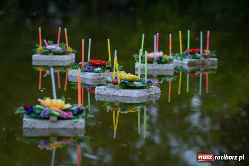 Zdjęcie w galerii na portalu naszraciborz.pl: Magiczna i kolorowa I Raciborska Noc Świętojańska z folklorem wiadomości z regionu