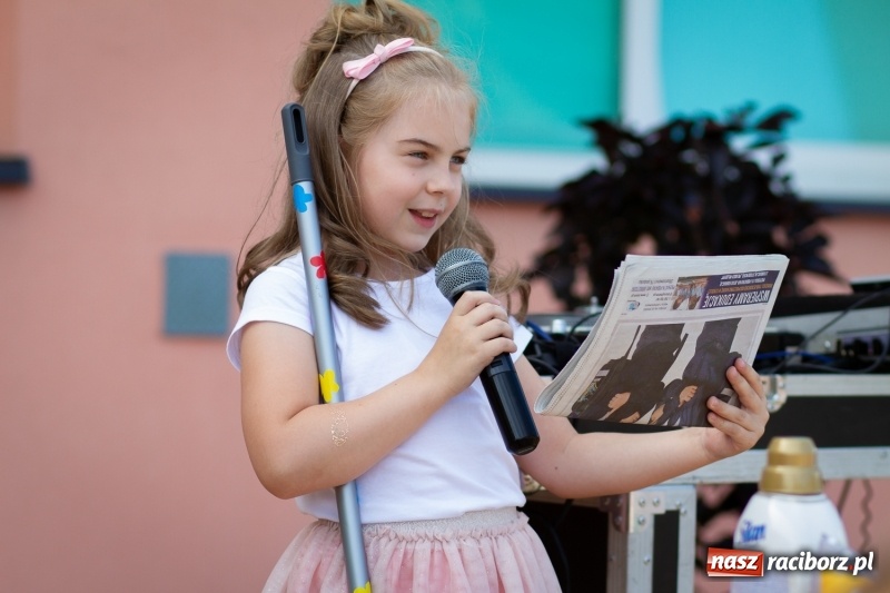 Zdjęcie w galerii na portalu naszraciborz.pl: Festynem rodzinnym SP 15 wita nadchodzące wakacje  wiadomości z regionu