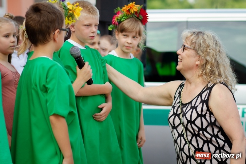 Zdjęcie w galerii na portalu naszraciborz.pl: Festynem rodzinnym SP 15 wita nadchodzące wakacje  wiadomości z regionu