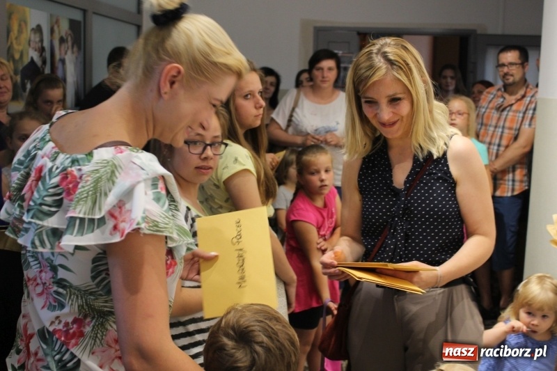 Zdjęcie w galerii na portalu naszraciborz.pl:  Pomost sztuki w trzech aktach  wiadomości z regionu