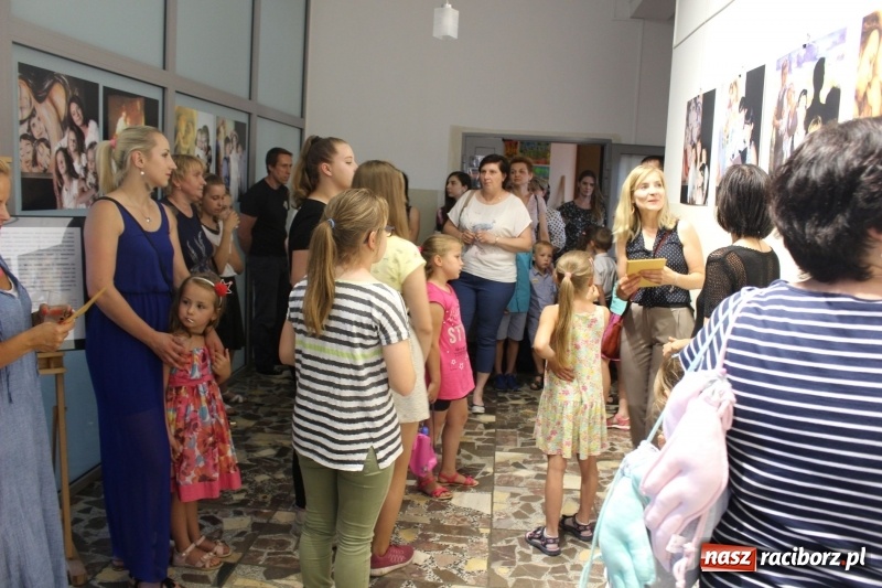 Zdjęcie w galerii na portalu naszraciborz.pl:  Pomost sztuki w trzech aktach  wiadomości z regionu