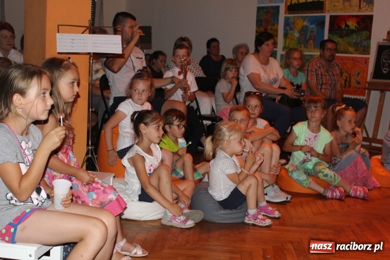 Zdjęcie w galerii na portalu naszraciborz.pl:  Pomost sztuki w trzech aktach  wiadomości z regionu