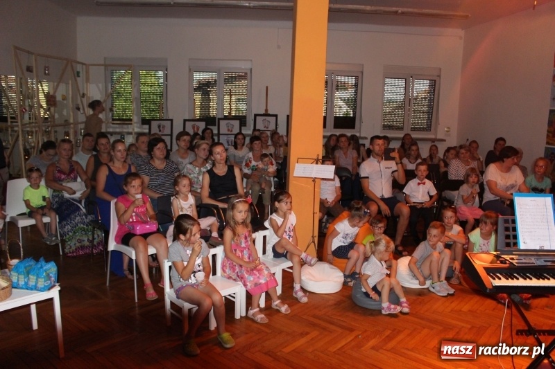 Zdjęcie w galerii na portalu naszraciborz.pl:  Pomost sztuki w trzech aktach  wiadomości z regionu