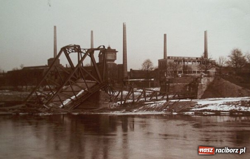 Zdjęcie w galerii na portalu naszraciborz.pl: Rosjanie w Raciborzu 4. Ewakuacja i walki o miasto  wiadomości z regionu