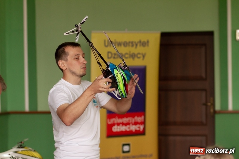 Zdjęcie w galerii na portalu naszraciborz.pl: Studenci raciborskiego Uniwersytetu Dziecięcego już na wakacjach  wiadomości z regionu